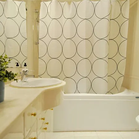 Down Town - Expo27 * Лісабон